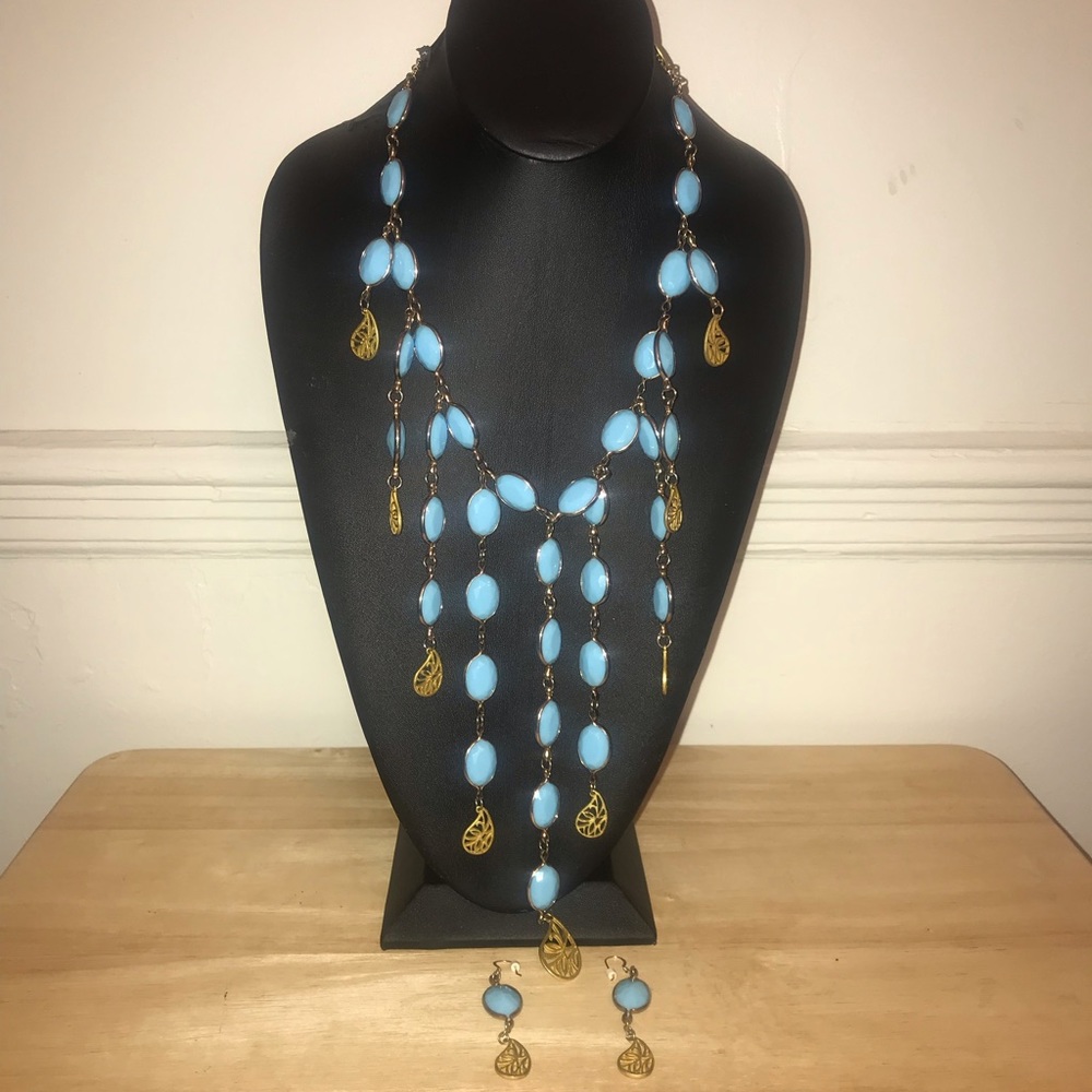 Necklace and earrings set